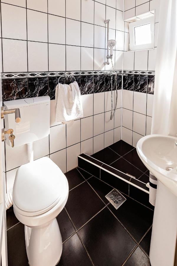 Vila Mosel Două Mai Eksteriør billede